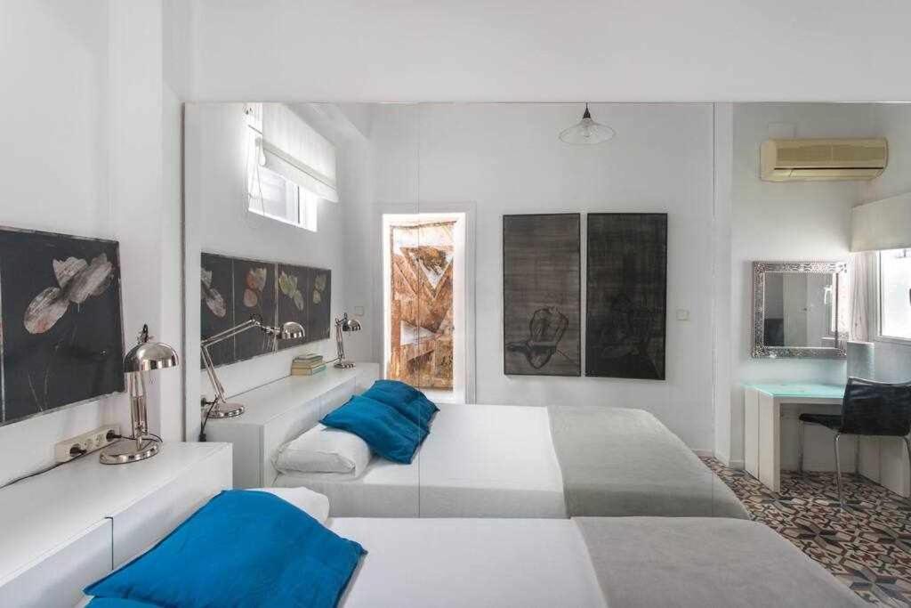 Lujoso Apartamento Con Patio En Triana Sevilla Buitenkant foto